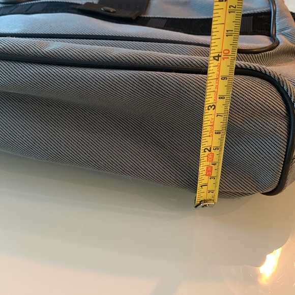 Messenger Adjustable Blue Polyester Twill Cross Body Bag - Picture 8 of 9